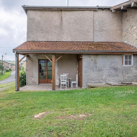 Vintage Holiday Home With Private Garden Nouart الغرفة الصورة